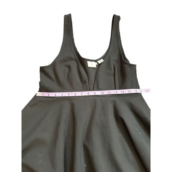 Alice & Uo Scoop Neck Fit and Flare Mini Black Dress Large V-Neck Sexy Date - Picture 9 of 9